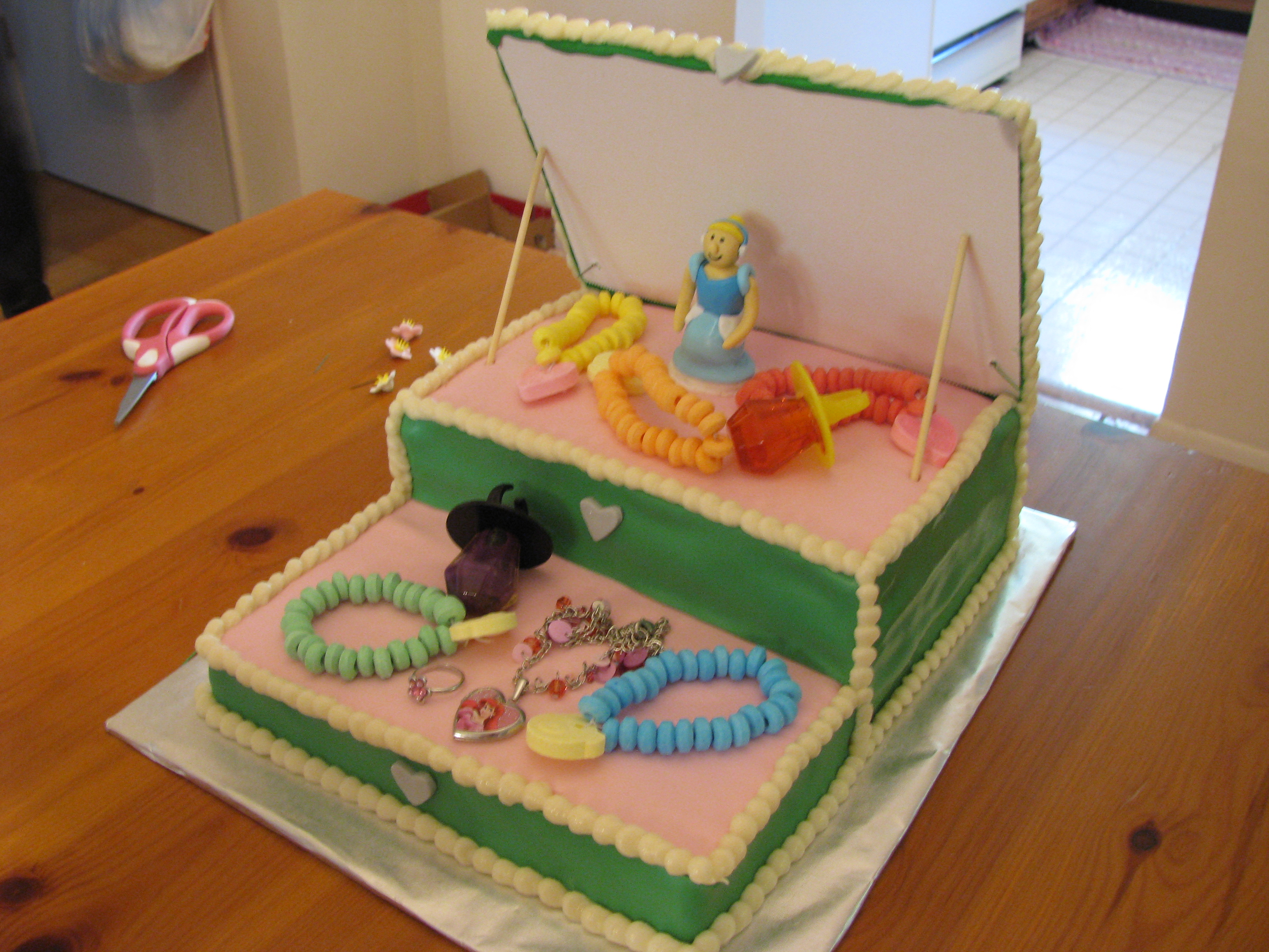 Disney Princess Jewelry Box — full-size photo